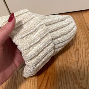 Levi's Off-White Knit Beanie